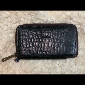 🍁Will Leather Goods Zip Around Wallet🍁